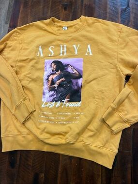 Ashya “Lost & Found” Sporty & Rich sweatshirt L